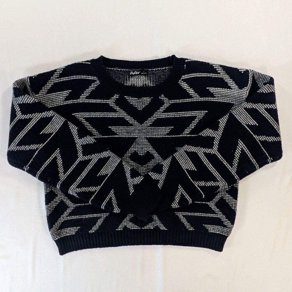 Aster Sweater Large Women’s black knit pullover black white geometric whimsigoth